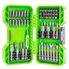 Набор бит, торцевых головок и адаптеров в кейсе Greenworks (70 шт.) Набор бит, торцевых головок и адаптеров в кейсе Greenworks (70 шт.)
